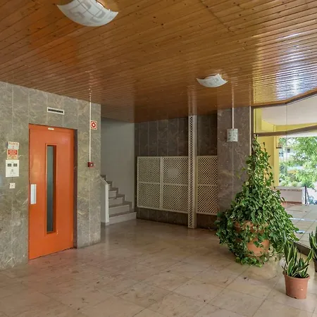 Flh Cozy Flat With Balcony Apartman *